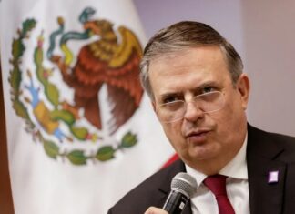 Economy Secretary Marcelo Ebrard is criticized for inflation, investment uncertainty, and tariff tensions with the US